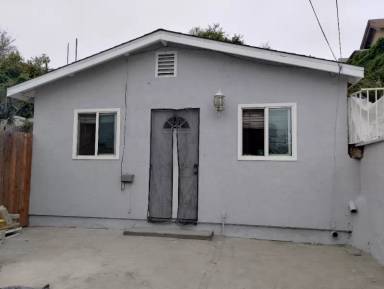 Main picture of 3069 1/2 Inez St