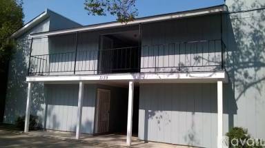 Main picture of 3139 Addison St