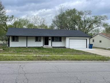 Main picture of 1706 NE 67th Ter