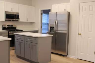 Main picture of 2112 Seastone Trce