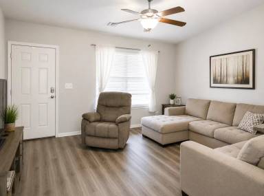 Main picture of 7882 E 132nd Pl S