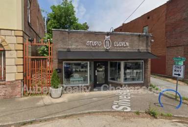 Main picture of 3815 Saint Elmo Ave