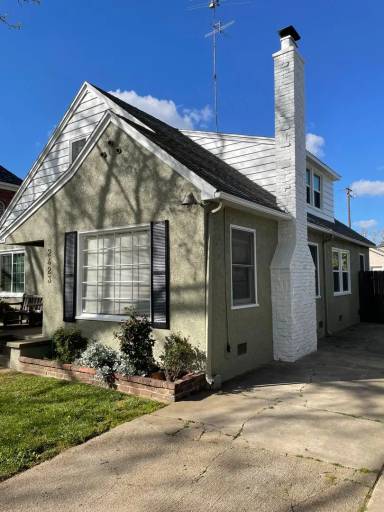 Main picture of 2423 V St