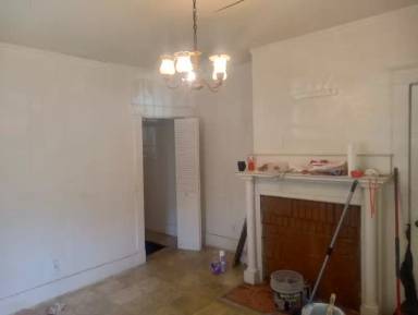 Main picture of 359 W Dison Ave
