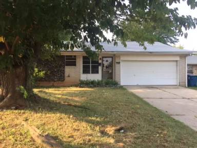 Main picture of 320 W Michael Dr
