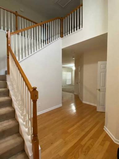 Main picture of 2585 Chipping Ct