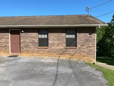 Main picture of 124 Mary Lee Dr
