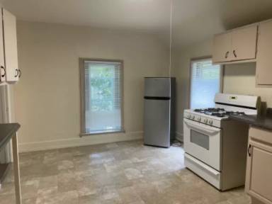 Main picture of 186 Hawley St