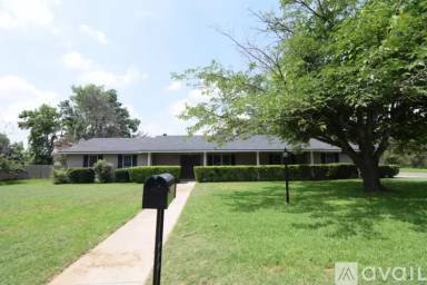 Main picture of 3300 Lake Ann Ave