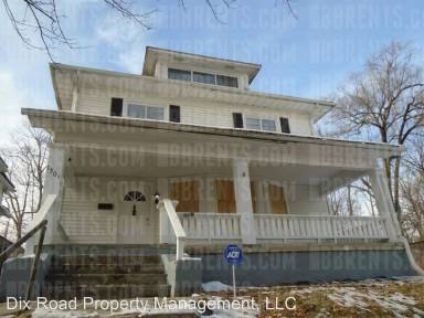 Main picture of 1501 Viola Ave