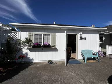 Main picture of 2746 Campton Heights Dr