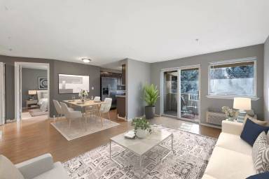 Main picture of 639 N Riverpoint Blvd