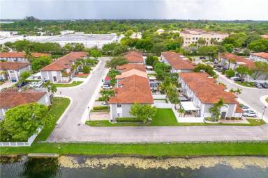 Main picture of 2802 SW 128th Way