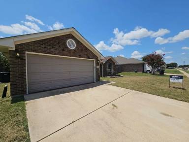 Main picture of 4400 Jim Ave