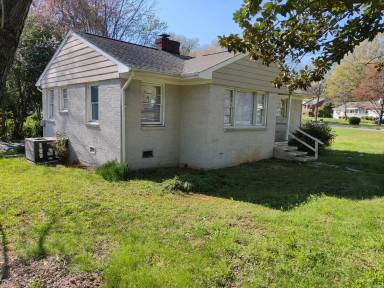 Main picture of 1400 Enderly Rd