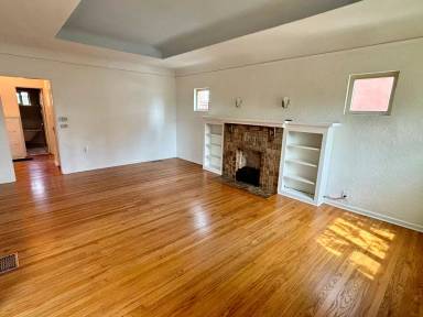 Main picture of 2432 Madison Ave