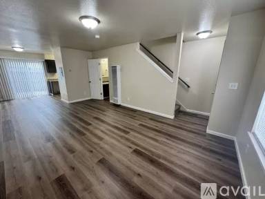 Main picture of 114 Church St