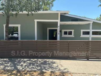 Main picture of 4338 Prospect Ave