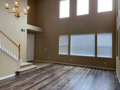 Main picture of 2930 Holdrege Way