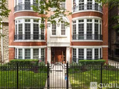 Main picture of 626 W Wrightwood Ave