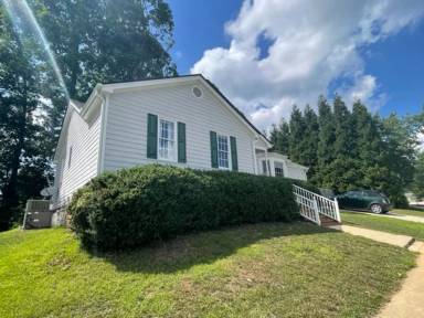 Main picture of 6101 Sweden Dr