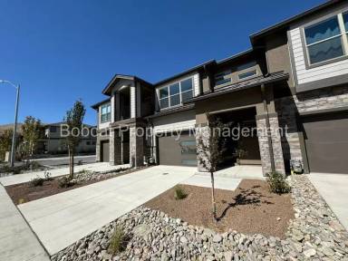 Main picture of 460 Dublin St