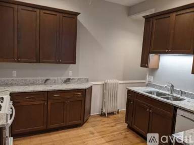 Main picture of 2638 Bryant Ave S