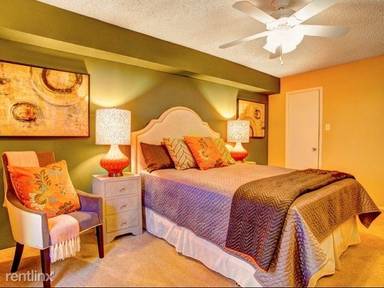 Main picture of Skylar Pointe