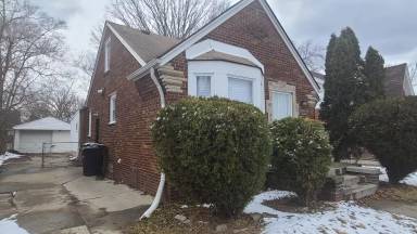Main picture of 15809 Murray Hill St