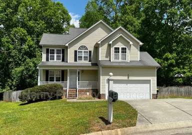 Main picture of 104 Back Woods Cir