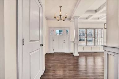Main picture of 6982 Linn Cove Ct