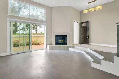 Main picture of 4037 Porte de Palmas