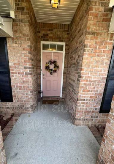 Main picture of 4930 Chads Cir