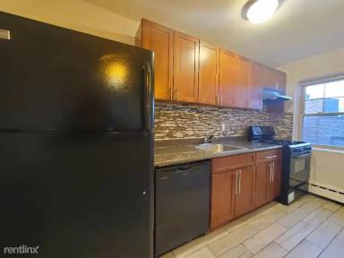 Main picture of 39 Duncan Ave