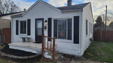 Main picture of 11116 Chalmers Ave