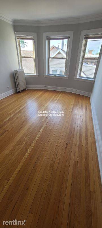 Main picture of 4516 N Wolcott Ave