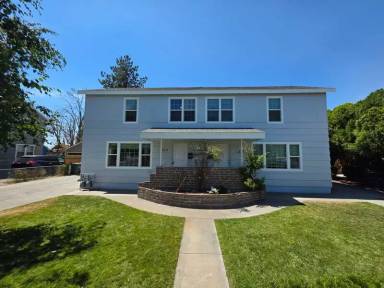 Main picture of 1307 Perkins Ave