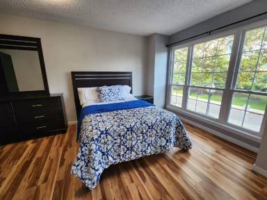 Main picture of 63 Howard St