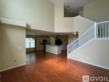 Main picture of 5819 Tanagerside Rd