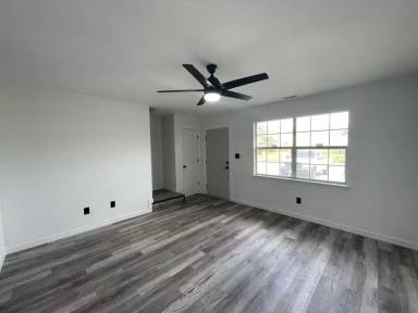Main picture of 518 Myrtlewood Cir