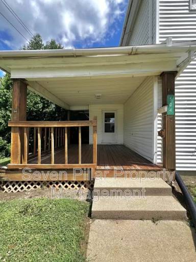 Main picture of 504 Martin St