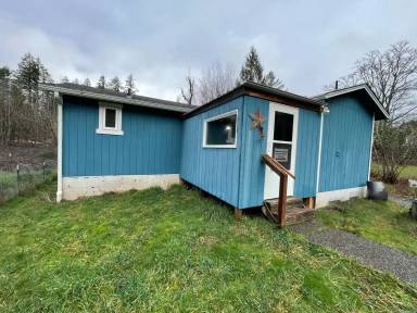 Main picture of 312 Key Peninsula Hwy NW