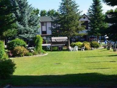 Main picture of 5911 E Woodlawn Dr