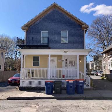 Main picture of 26 Sycamore St