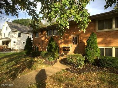 Main picture of 1543 2nd St
