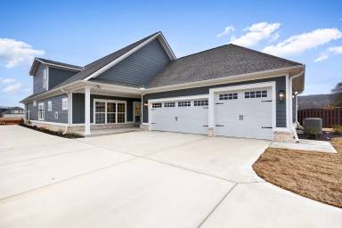 Main picture of 117 Marlbrook Dr