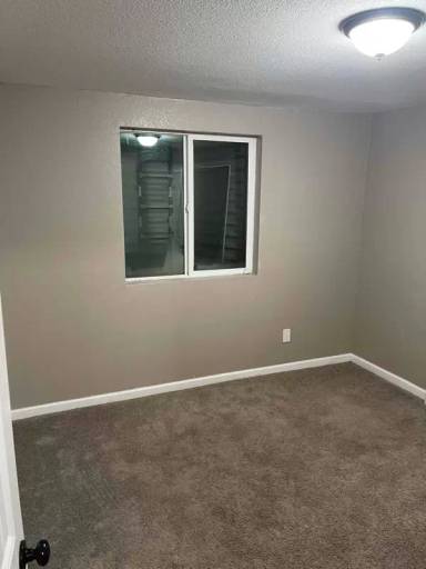 Main picture of 701 N El Paso St