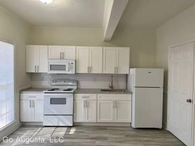 Main picture of 2063 Walton Way