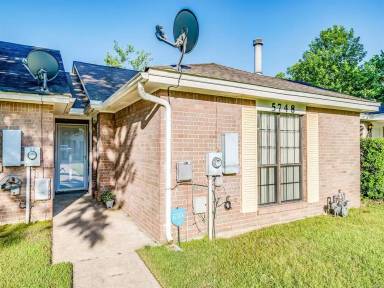 Main picture of 5748 Worchester Dr