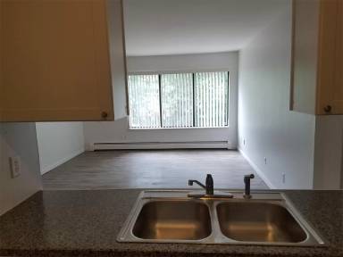 Main picture of 695 Capital Ave NE